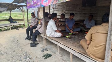 Ngopi Bareng Warga, Kapolsek Babussalam Serap Aspirasi dan Dengarkan Keluhan Masyarakat Desa Kutarih